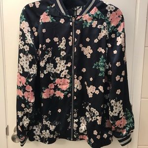 H & M Zip up jacket